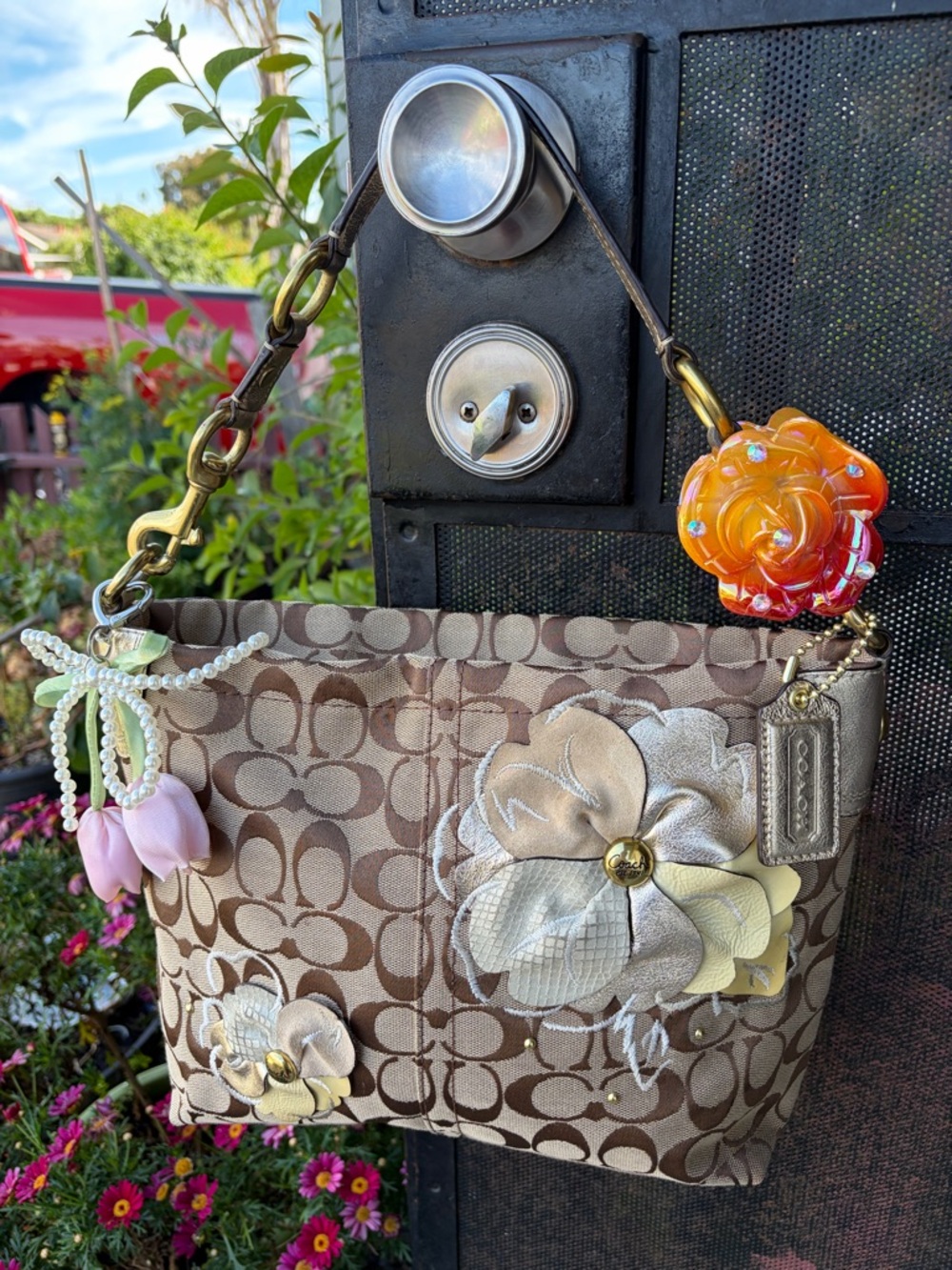Gorgeous Y2k Coach F16879 Bleecker Leather Floral CARLY Khaki Gold Shoulder bag - Picture 12 of 16